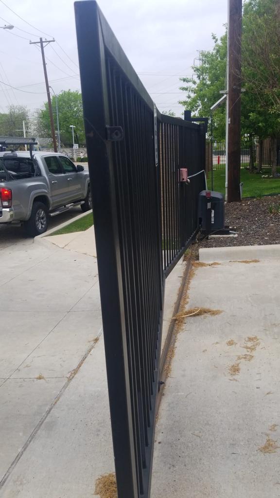 Gate repair services in Plano, TX Gate repair services in Plano, TX